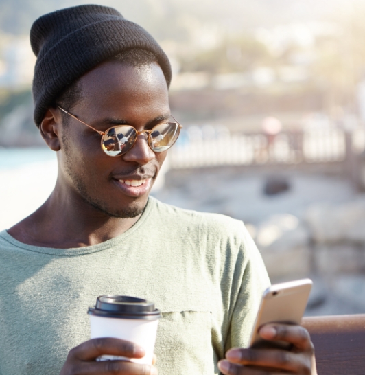 stylish-young-man-beach.jpg